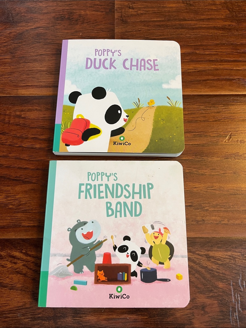 ⭐️⭐️PICK 5 / $20 KiwiCo Poppy's Duck Chase & Friendship Band Board Books